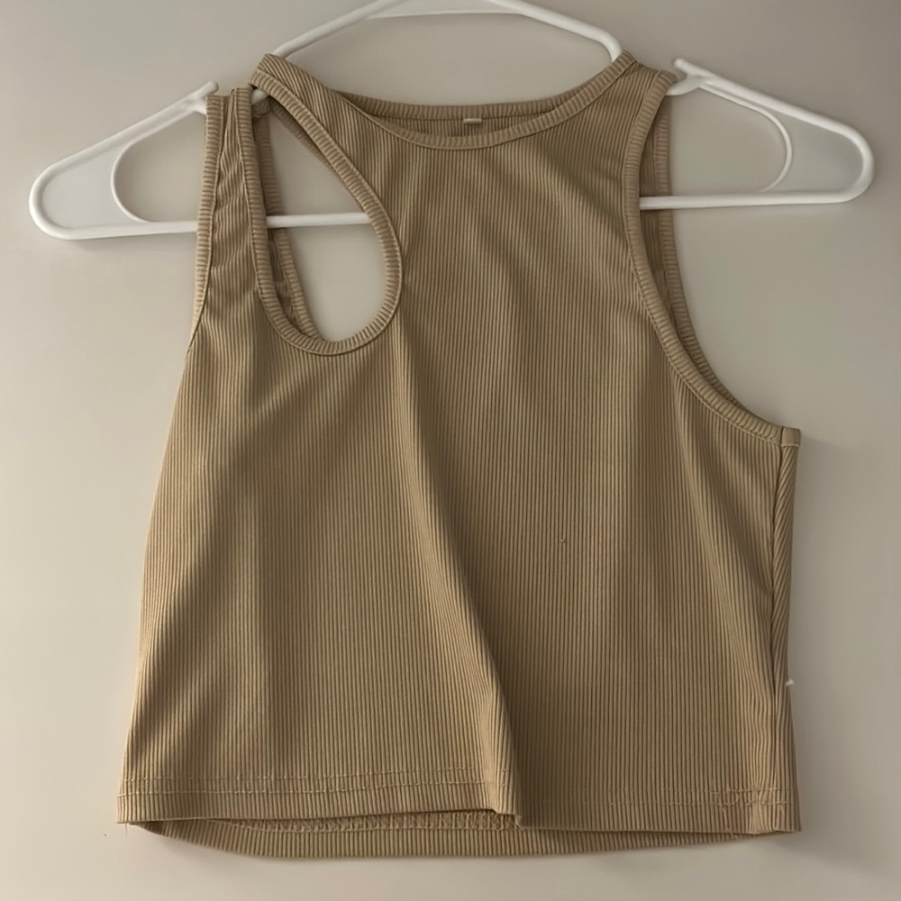 Size small, asymmetrical ribbed tank